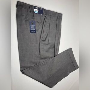 Nautica 36WX30L Cuffed Gray 100% Finish Wool Excellent Condition Never Worn